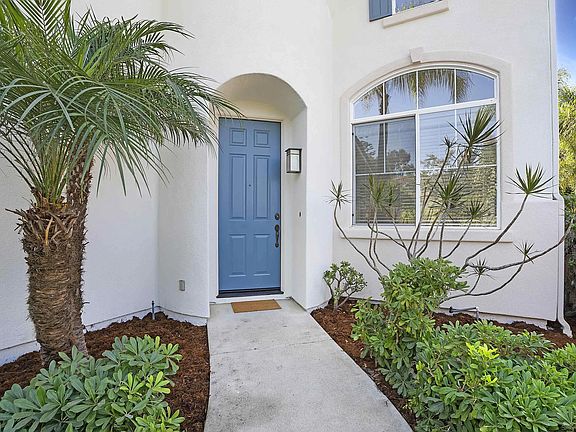 2nd image of 1277 Ocean Breeze St