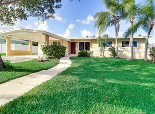 352 E Lake Rd, Palm Springs, FL 33461