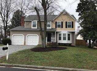 4624 Packard Rd, Glen Allen, VA 23060