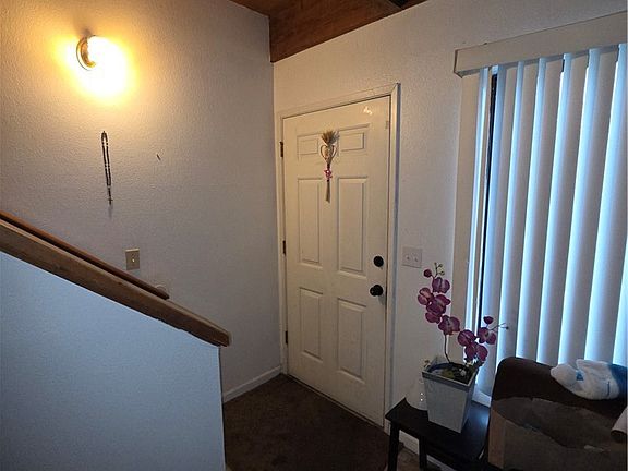 5th image of 573 North St