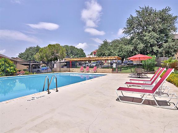 4th image of 5534 Fredericksburg Rd APT 212