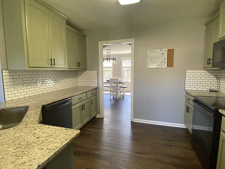 2638 Seven Mile Ferry Rd — Photo 17