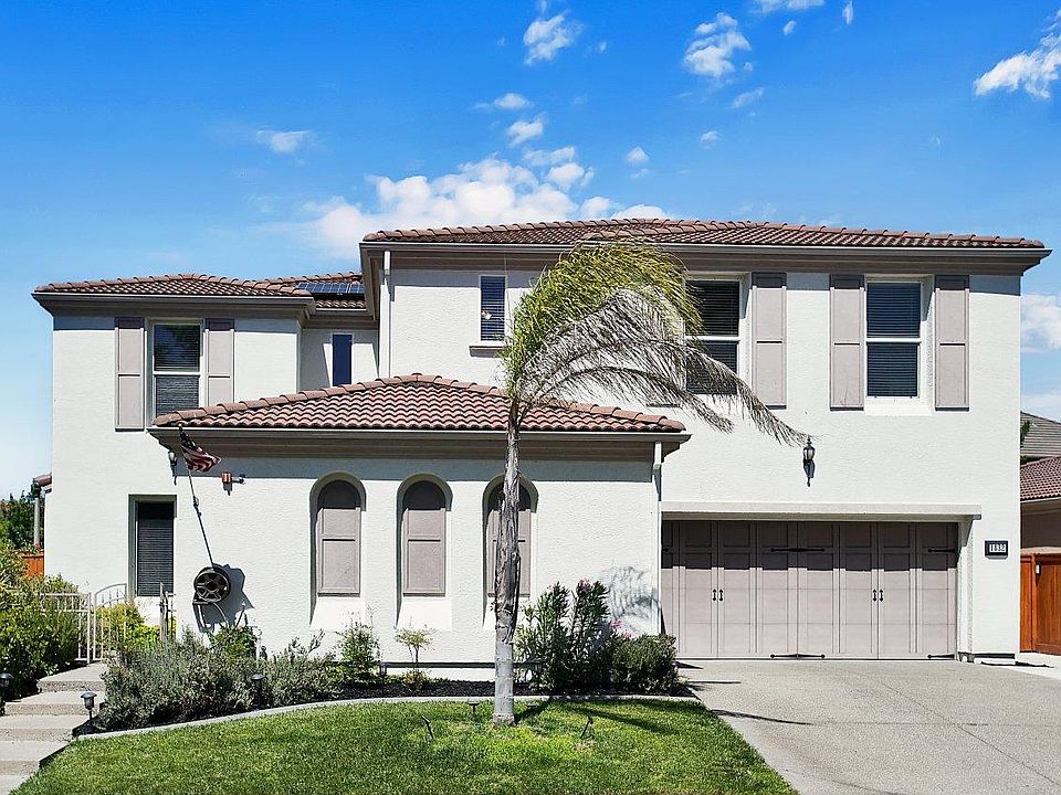 2nd image of 1432 Seymour Cir