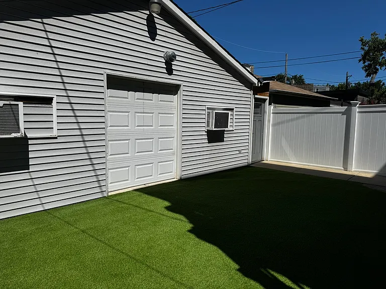 2424 N Mozart St #2 — Photo 30