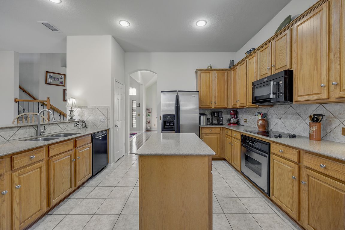 11798 Forestbrook Dr, Frisco, TX 75035 MLS 20638046 Zillow