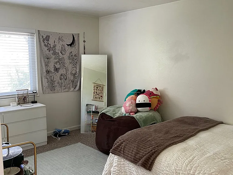 968 Walnut St #D — Photo 6