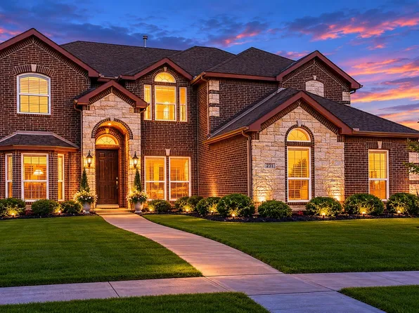233 Chappellet St, Kennedale, TX 76060