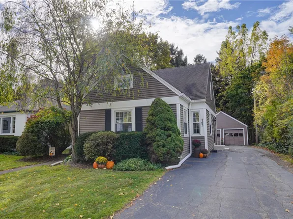 365 Colebourne Rd, Rochester, NY 14609