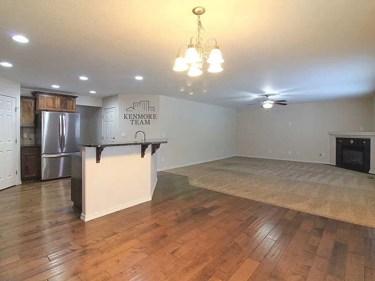 406 Lakerose Loop — Photo 4