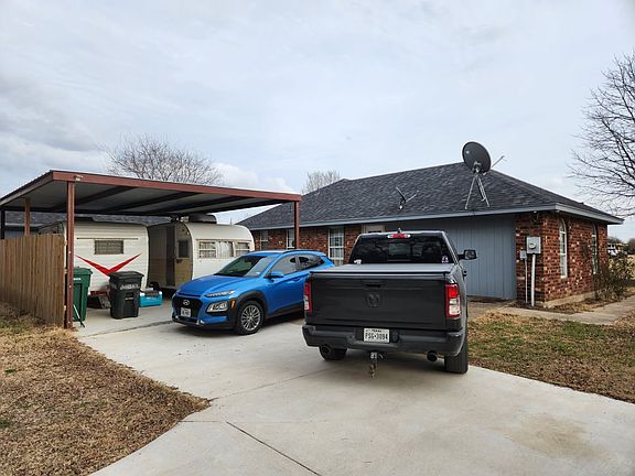 2nd image of 541 Bakers Branch Rd