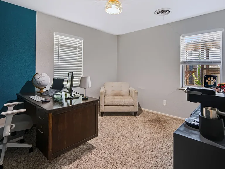 8005 Lazy Lane Rd — Photo 23