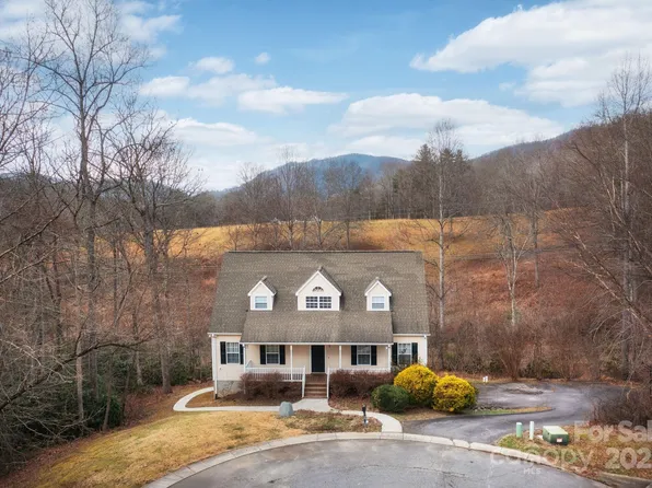 40 Gollum Dr, Fairview, NC 28730