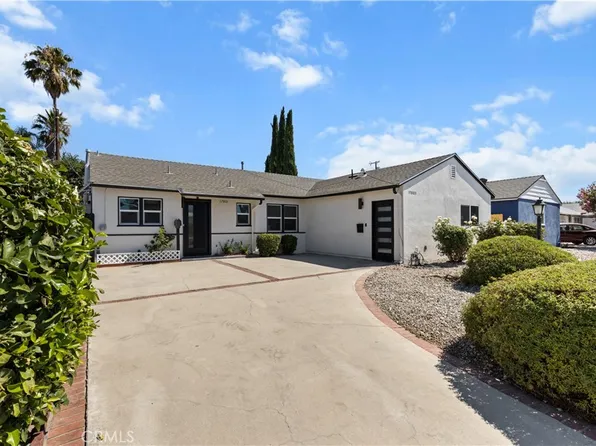 17801 Lanark St, Reseda, CA 91335