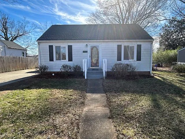 824 High St