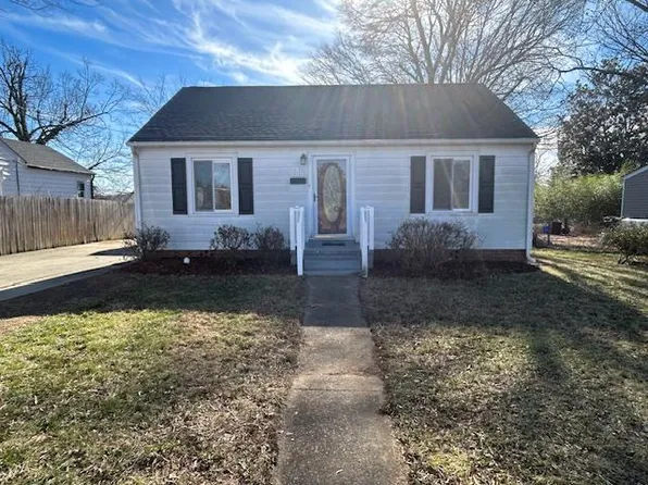 824 High St, Burlington, NC 27215