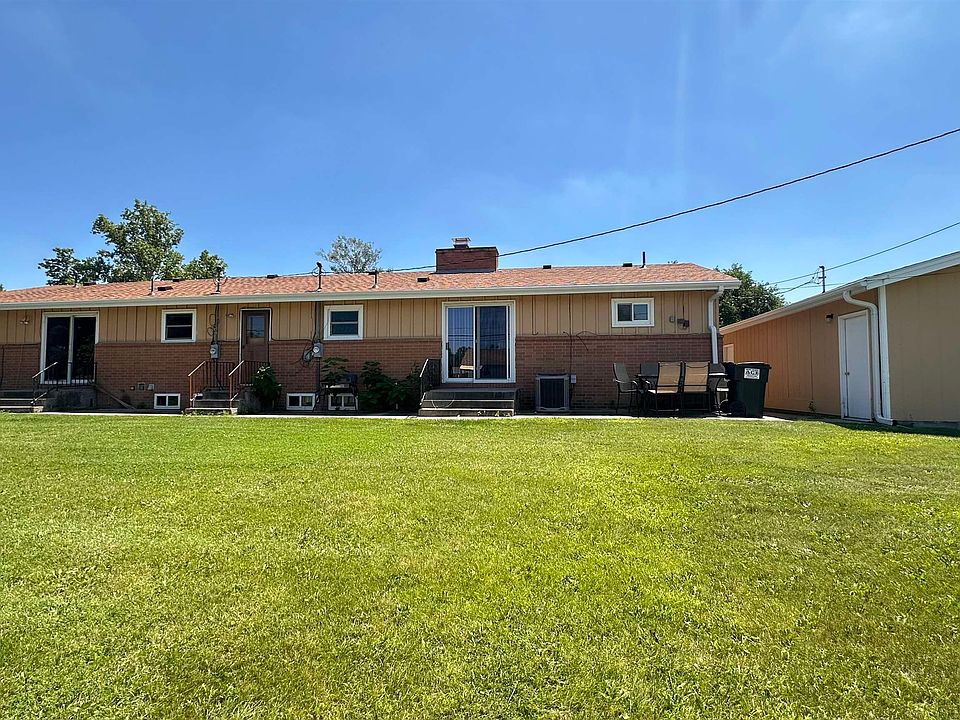2nd image of 2622/2626 30th St