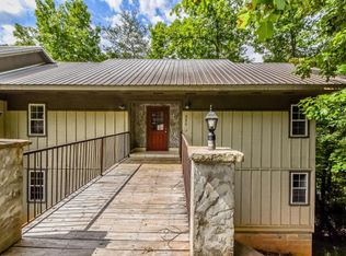 520 Proffitt Rd, Gatlinburg, TN 37738