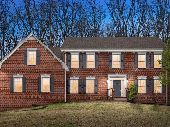 1849 Fox Chase Dr, Goodlettsville, TN 37072