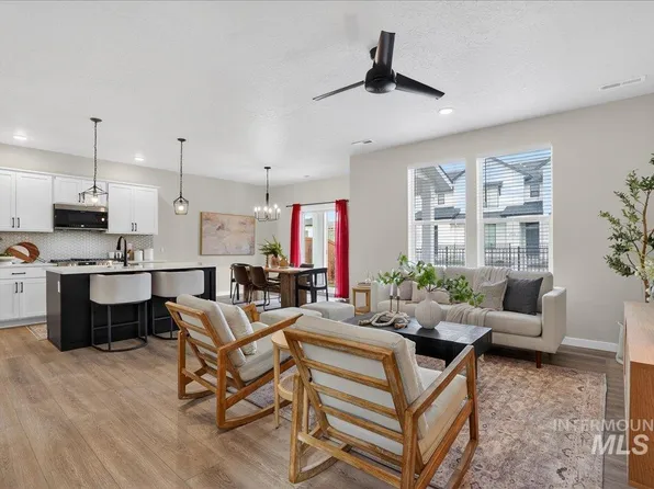 7136 W Riverwood St, Boise, ID 83709