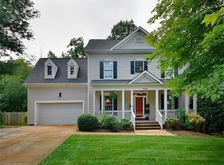 1036 Columbine Rd, Asheville, NC 28803