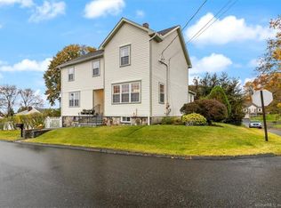33 Turner Ave, Trumbull, CT 06611