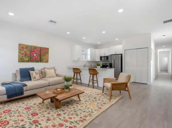 2689 Hiawatha Avenue, West Palm Beach, FL 33409