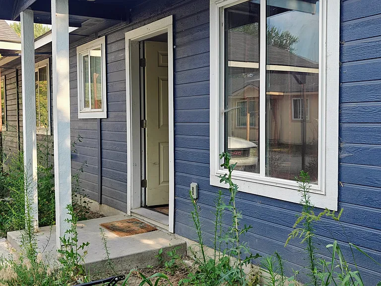 913 S Wardwell Ave #B — Photo 17