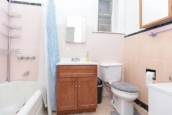 Rented by Voro NYC | media 42