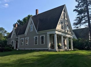 13 Cottage St, Douglas, MA 01516