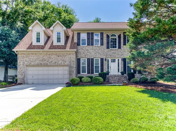 1735 Park Grove Pl NW, Concord, NC 28027