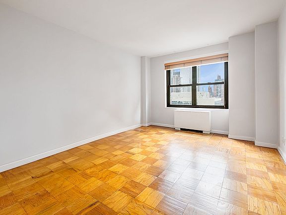 4th image of 160 W End Ave APT 16E