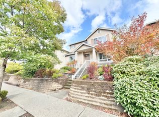 16926 Woodside Dr SE, Renton, WA 98058