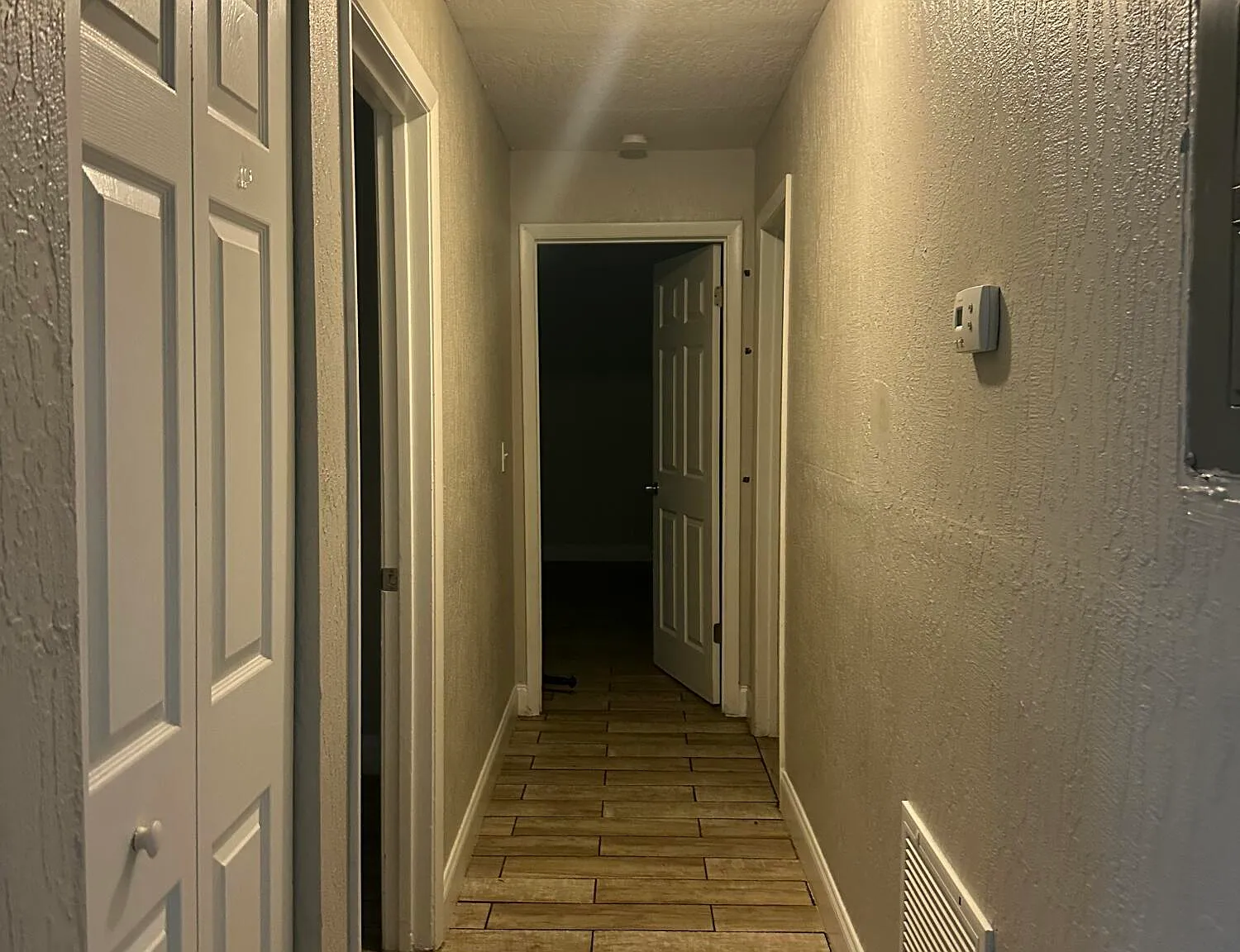 2101 Forest Knoll Dr NE — Photo 4