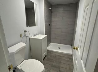 9 Winthrop St APT 3, Worcester, MA 01604