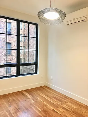 Rented by City Vista Inc | media 21