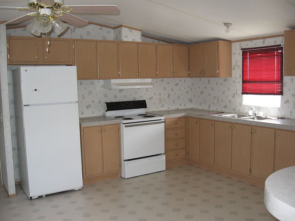 2nd image of 132 Gulfport Dr