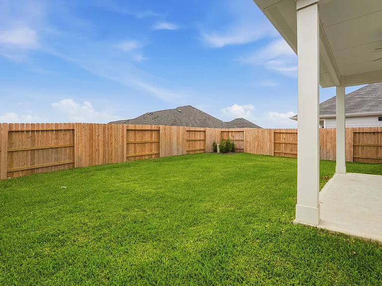 32503 Midsummer Dr — Photo 24