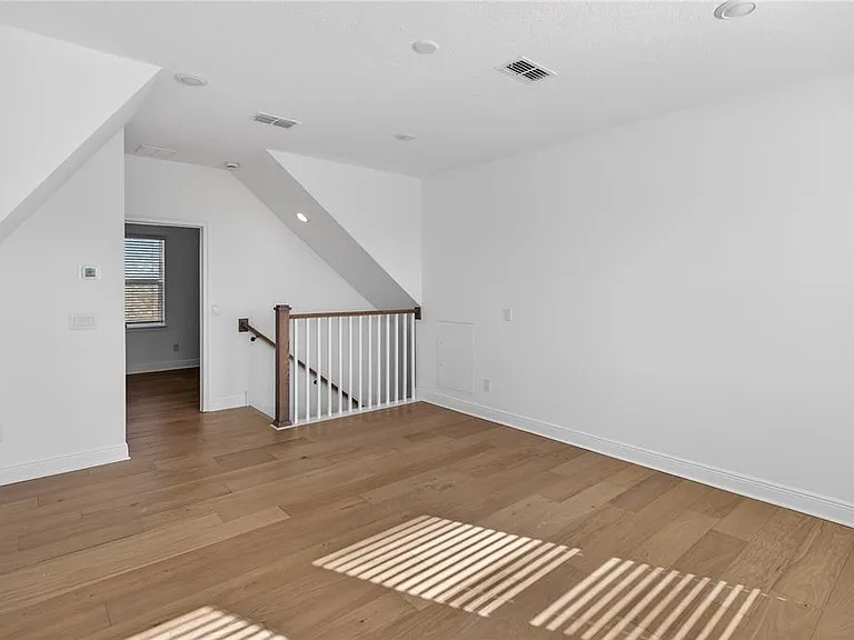2926 Sailhouse Dr — Photo 24