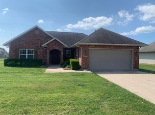 3820 W Poppy Ln, Battlefield, MO 65619
