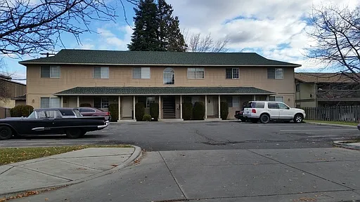1111 S 18th Ave — Photo 12