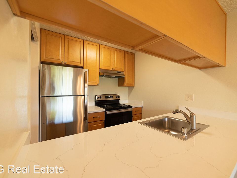 1st image of 378 Van Buren Ave #101