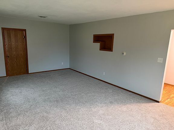 5th image of 839 Oakland Rd NE #3