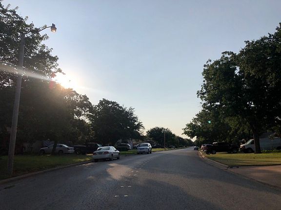 3rd image of 4133 Brook Hollow Dr