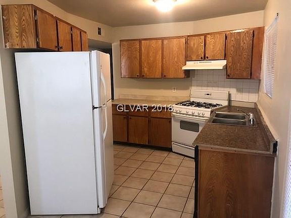 5th image of 4853 Lana Dr