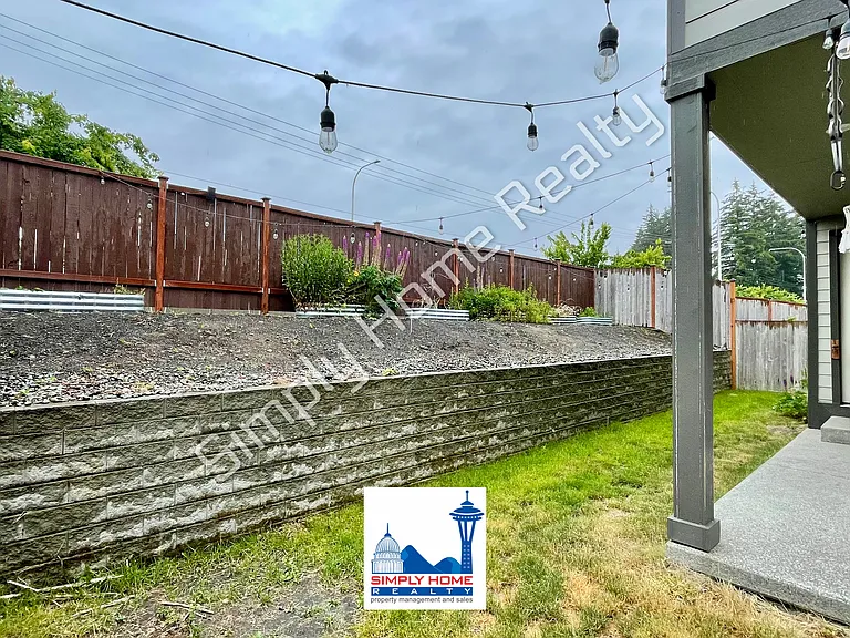 6653 Percy Ln SE — Photo 26