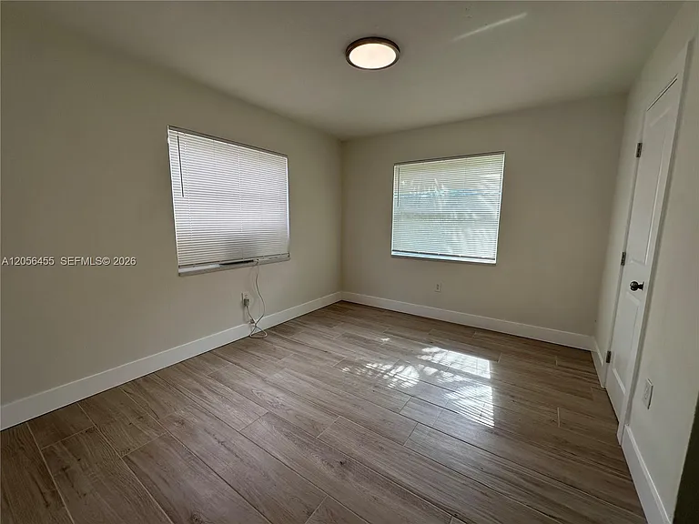 1048 East St #3 — Photo 6