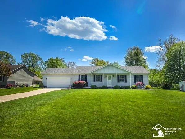 2935 1st St, La Salle, MI 48145