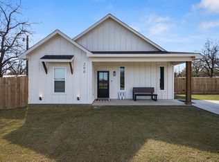 200 Walnut St, Chico, TX 76431