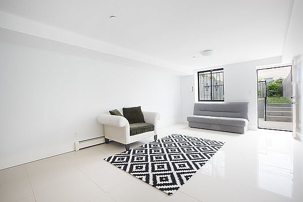 1st image of 29 Macdougal St #1