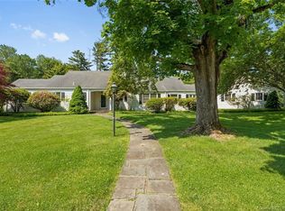 36 Yowago Ave, Branford, CT 06405